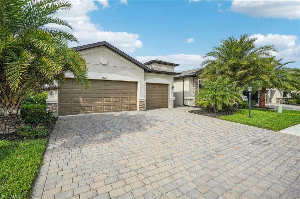 Property Photo:  14528 Palamos Cir  FL 33905 