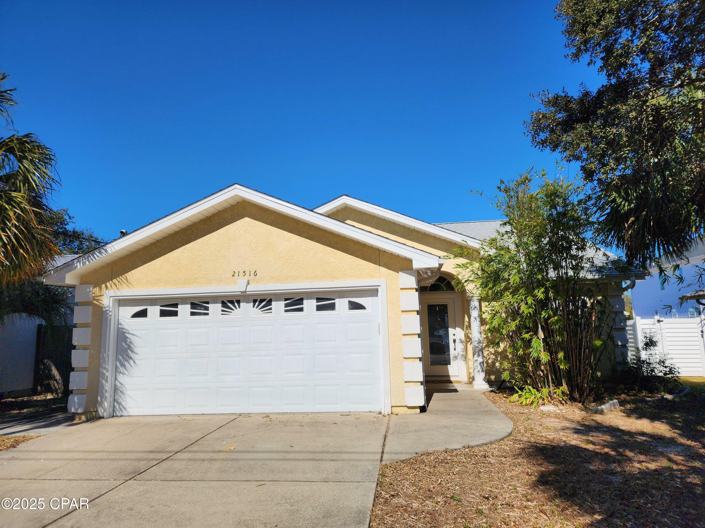 Property Photo:  21516 Palm Avenue  FL 32413 