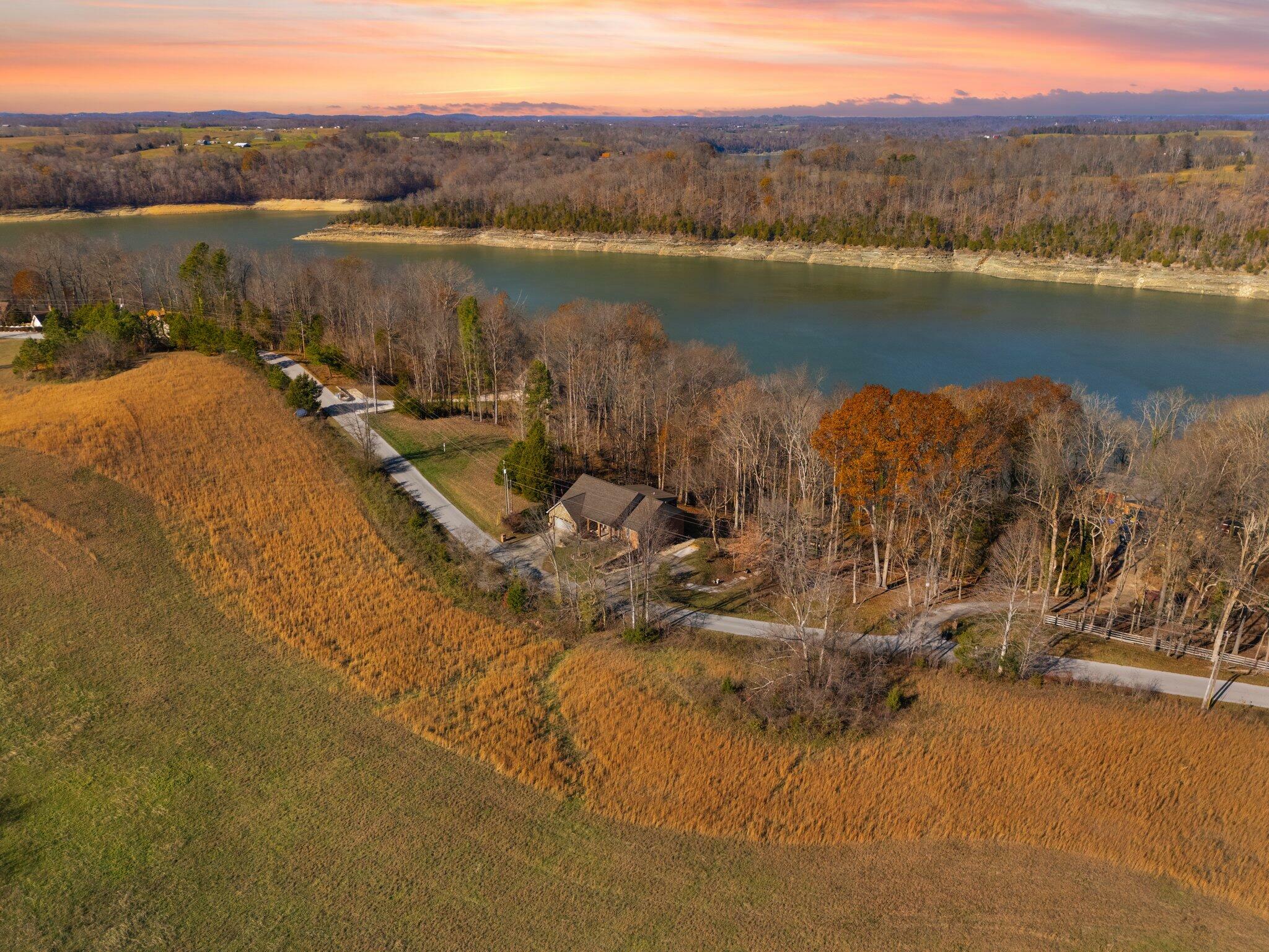 Property Photo: 1224 Green Hill Estates Road KY 42633
