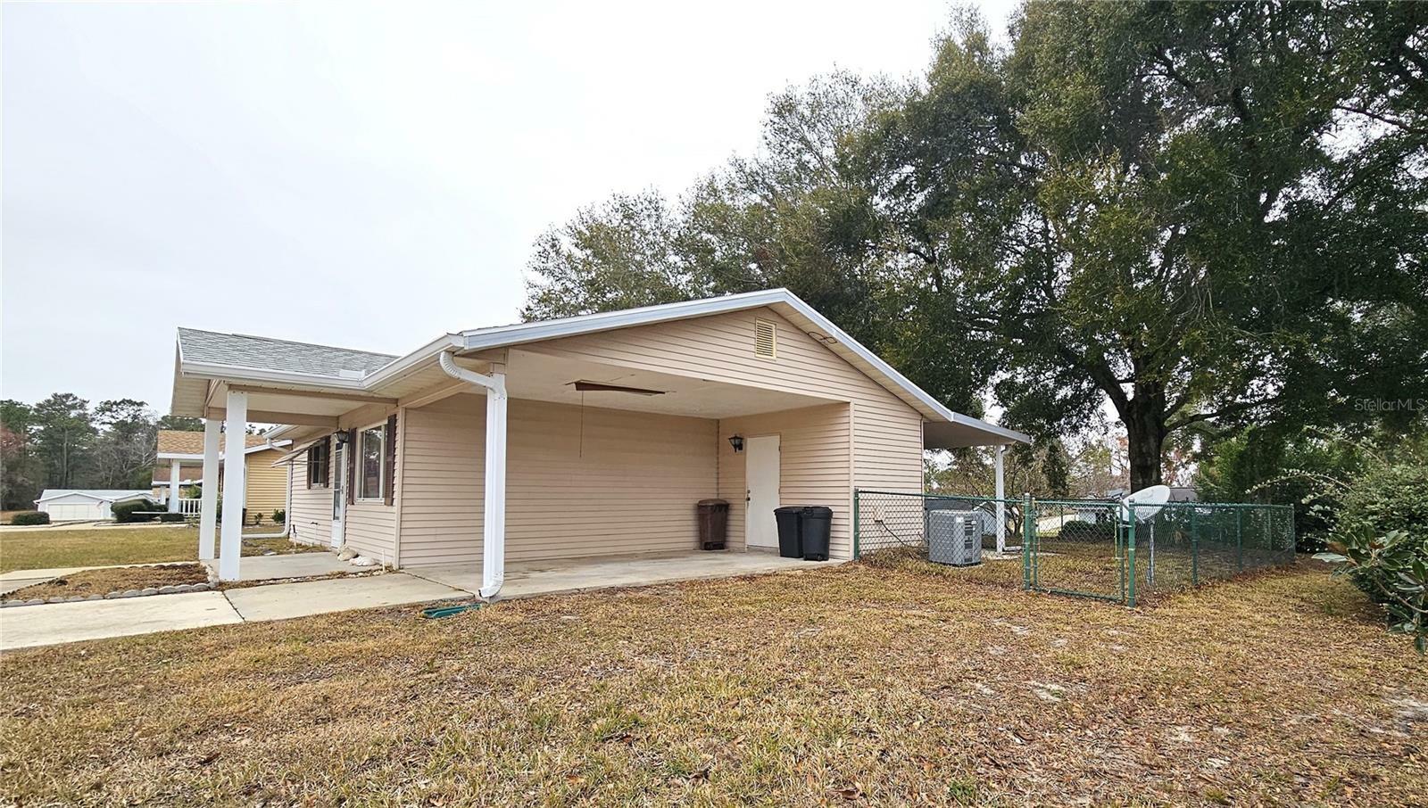 Property Photo:  8511 SW 107th Place  FL 34481 