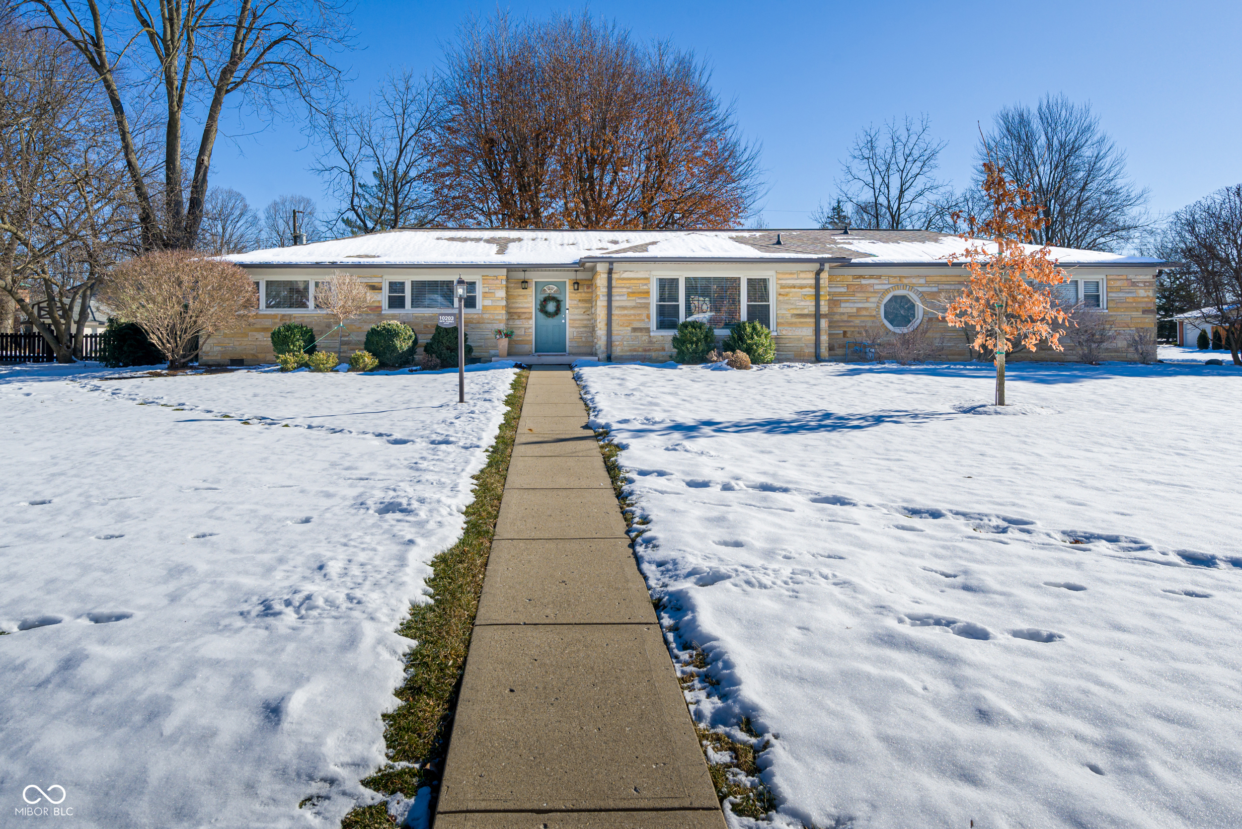 Property Photo:  10203 N New Jersey Street  IN 46280 