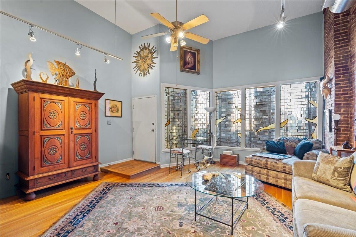 Property Photo:  384 S Main St 3  TN 38103 