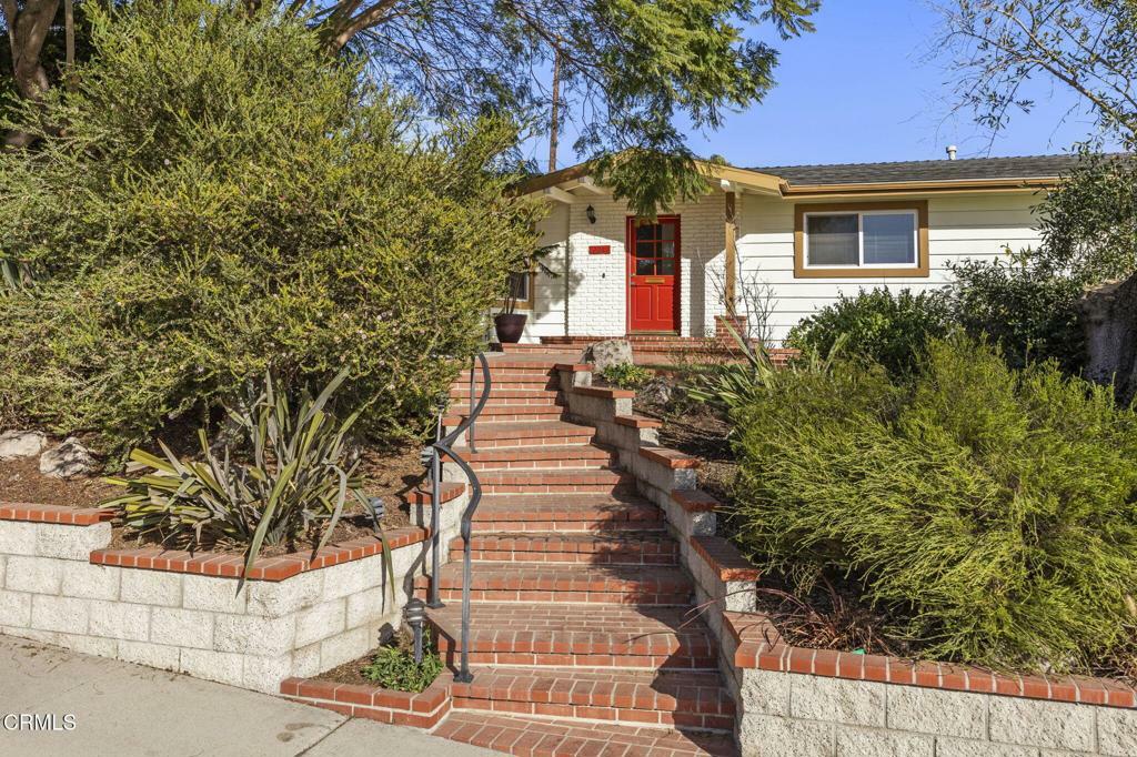 Property Photo:  224 Purdue Avenue  CA 93003 