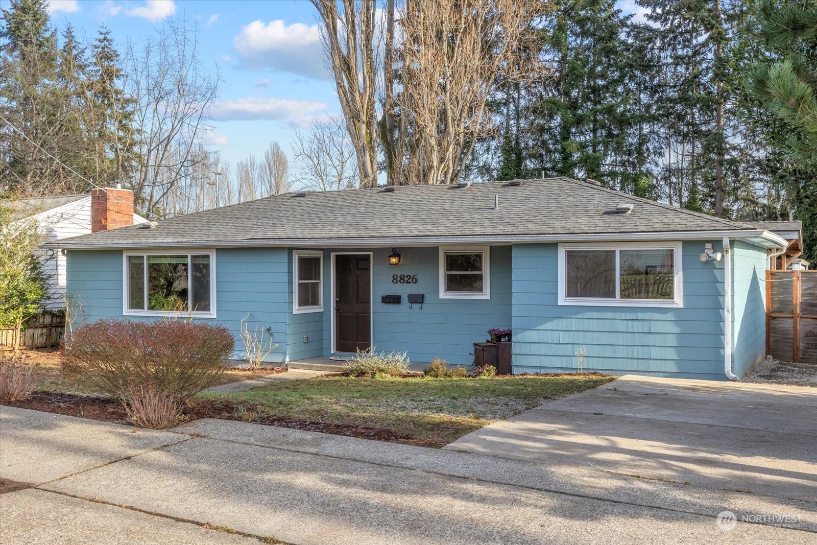 Property Photo:  8826  28th Avenue SW  WA 98126 