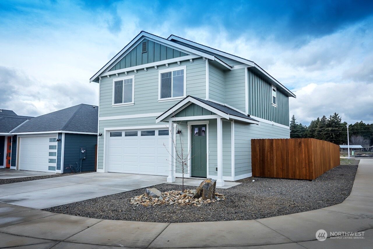 Property Photo:  602 W Windflower Lane  WA 98926 