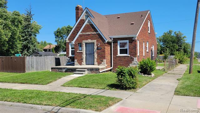 Property Photo:  5200 Wayburn Street  MI 48224 