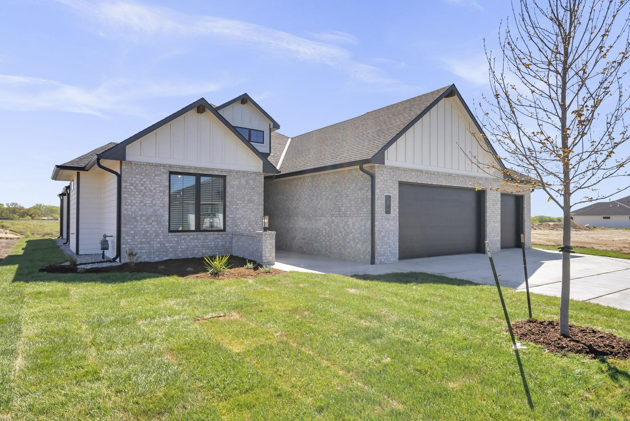 Property Photo: 8317 W Waterway Ct KS 67101