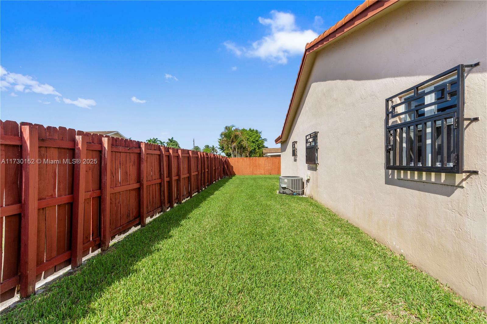 Property Photo:  1750 SW 137th Pl  FL 33175 