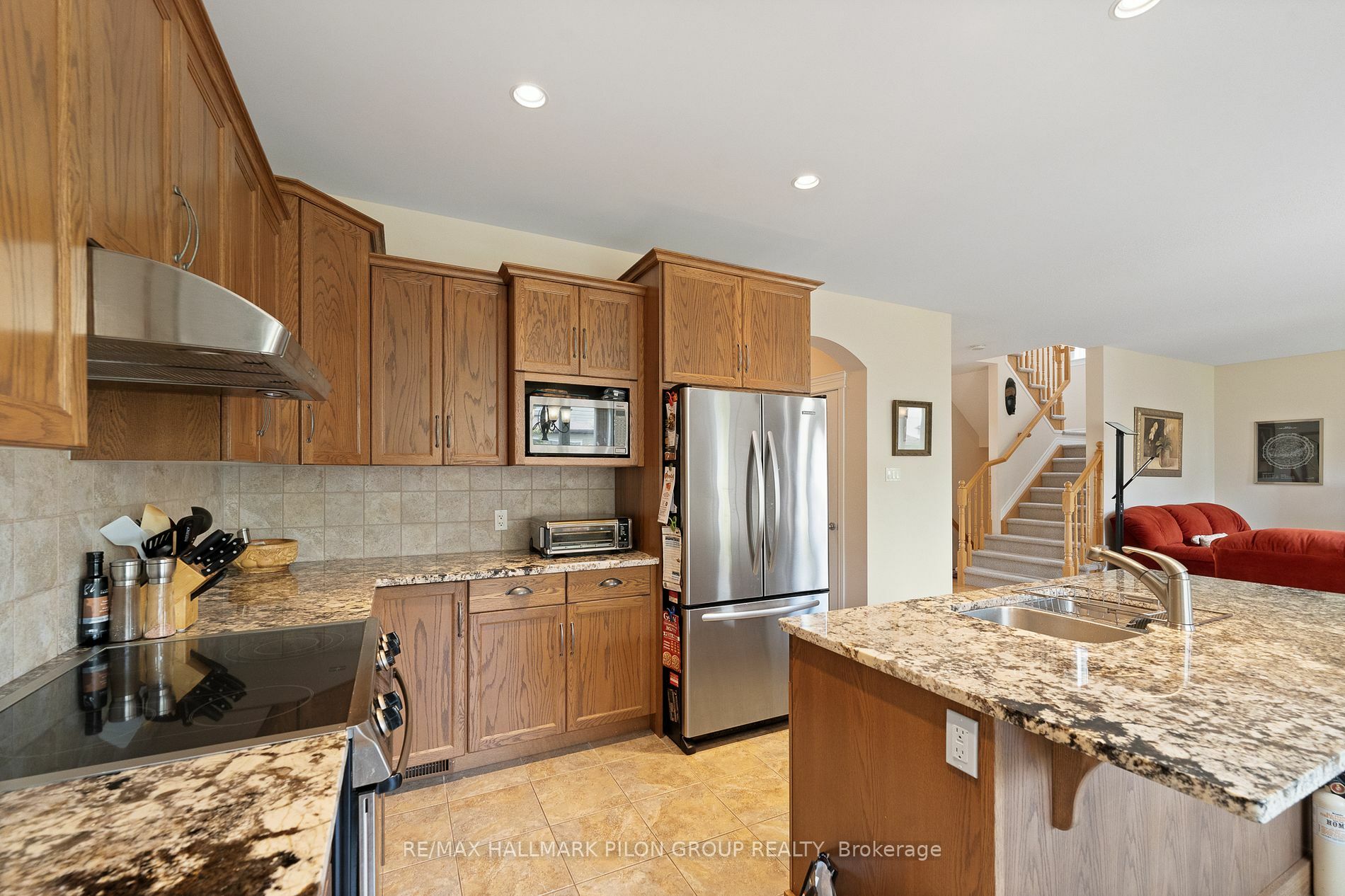 Property Photo:  1817 Mickelberry Cres  ON K4A 0E6 