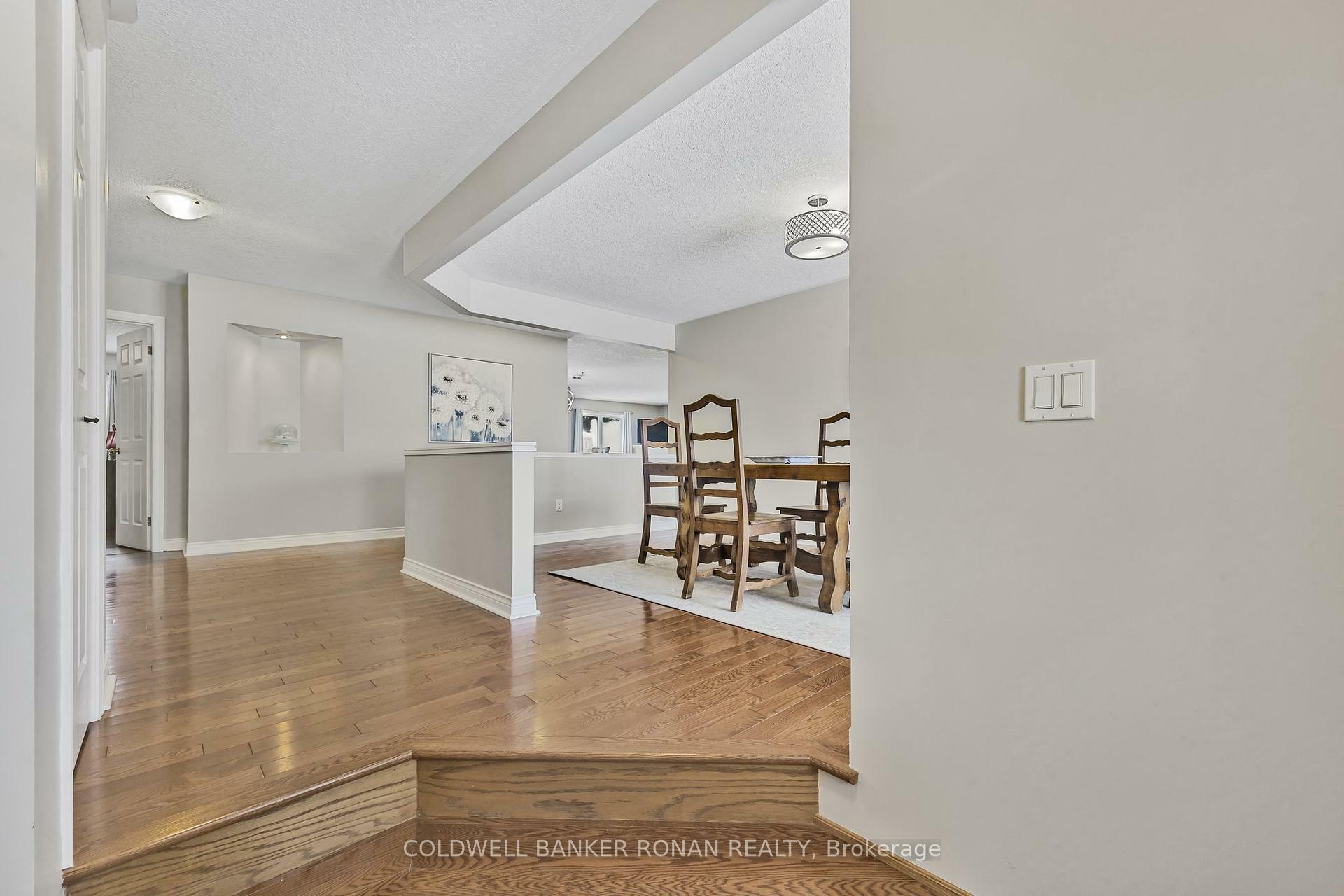Property Photo: 28 Dekker Street ON L0M 1J0