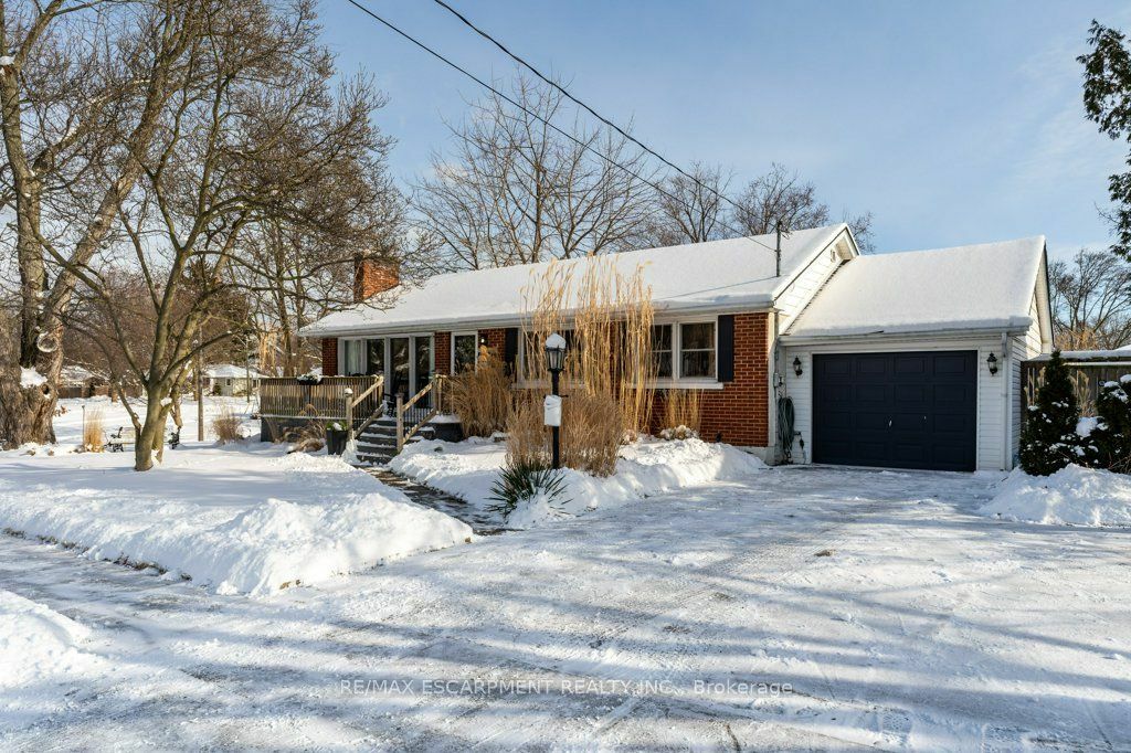 Property Photo:  40 Nickerson Ave  ON L2N 3M4 