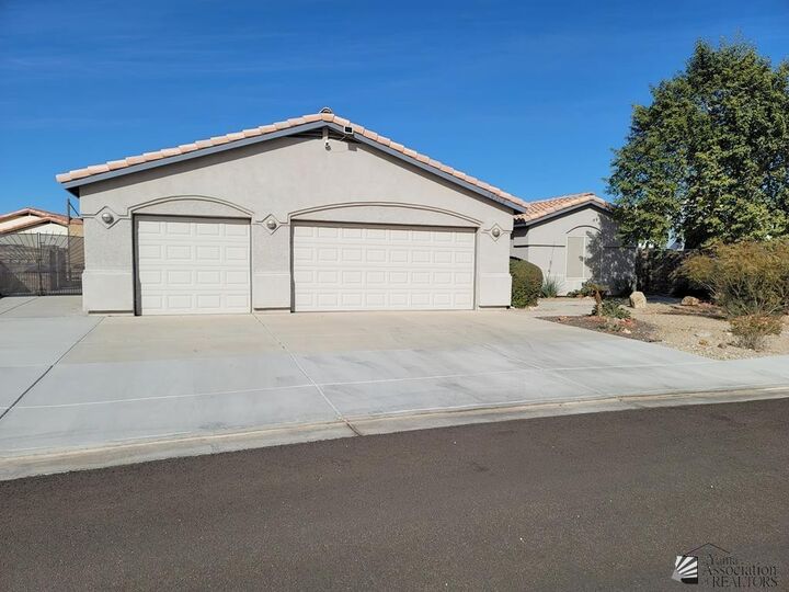 Property Photo: 14308 E 51 Dr AZ 85367