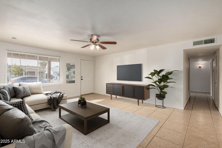 Property Photo:  5932 W Holly Street  AZ 85035 