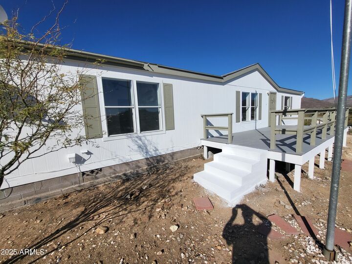 Property Photo: 19861 E Trail Road AZ 85324