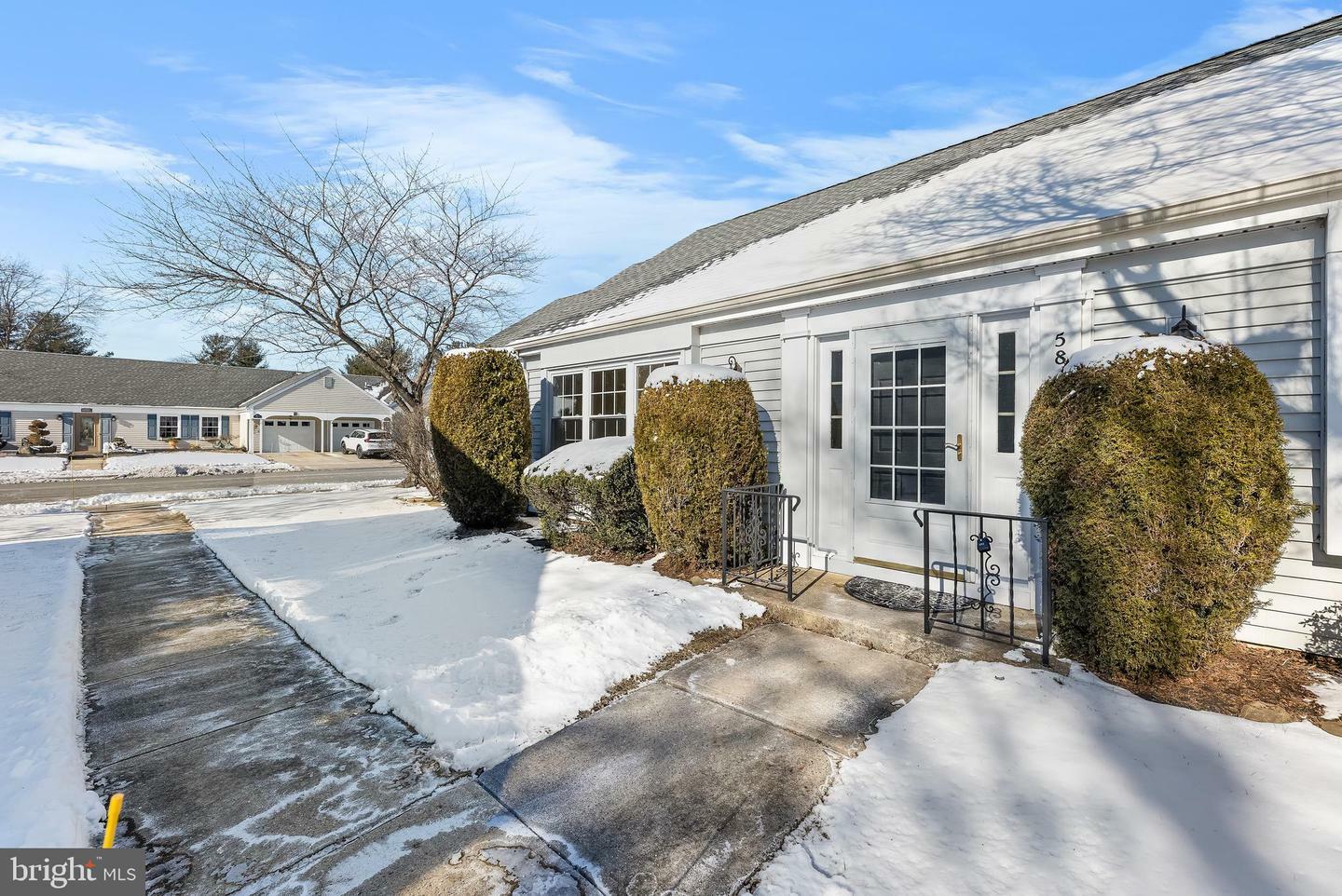 Property Photo:  585 Old Nassau Road B  NJ 08831 