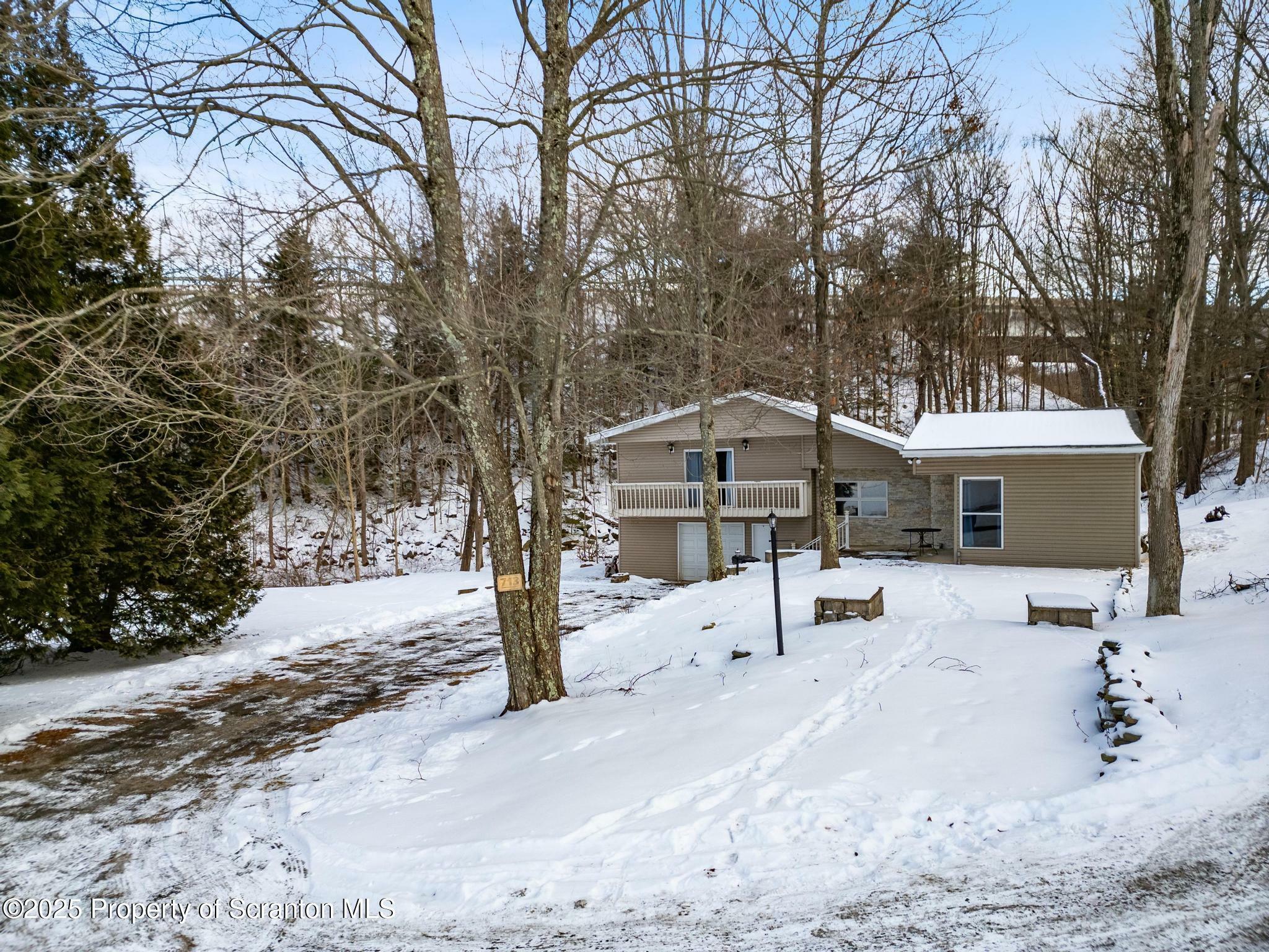 Property Photo:  713 Morgan Highway  PA 18411 