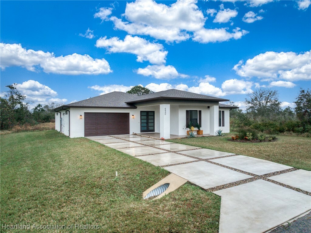 Property Photo:  6840 San Benito Drive  FL 33872 