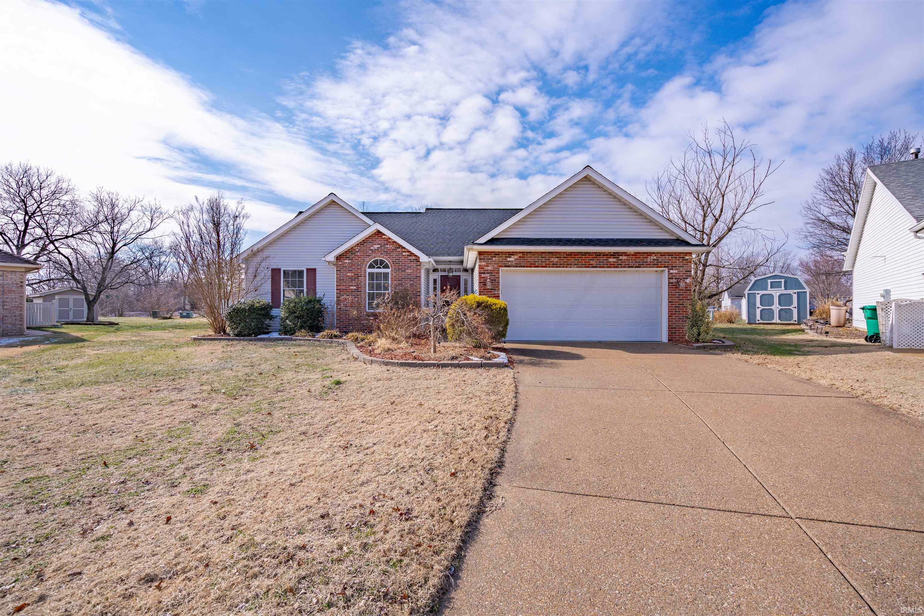 1949 Plaza Drive  Evansville IN 47715 photo