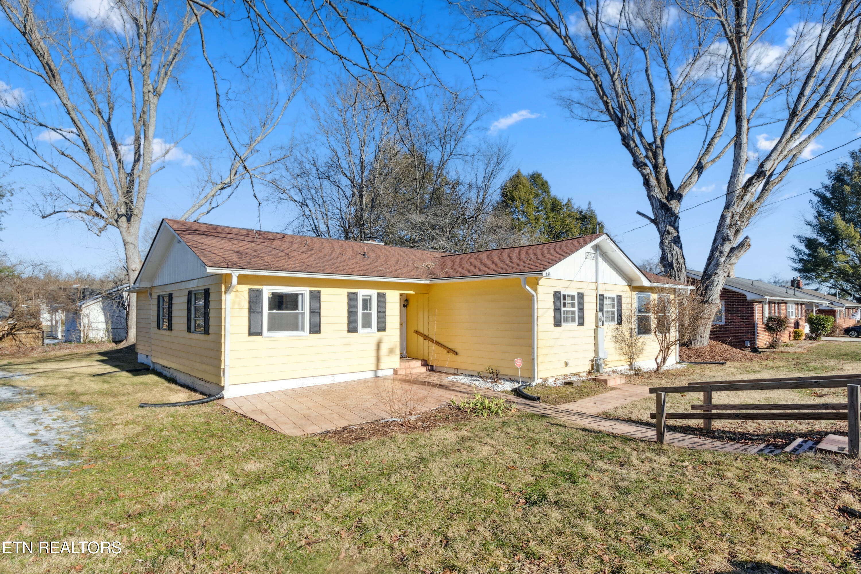 Property Photo:  108 Pallas Rd  TN 37830 