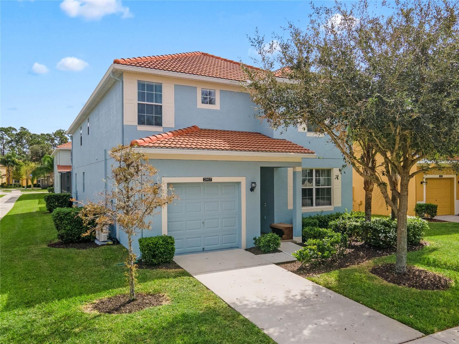 Property Photo: 2957 Beach Palm Avenue FL 34747