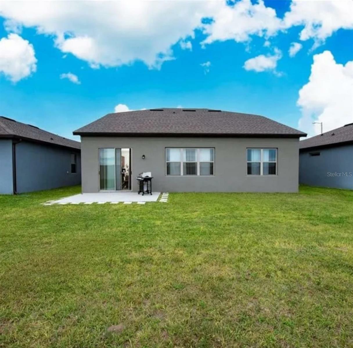 Property Photo: 446 Citrus Isle Loop FL 33837