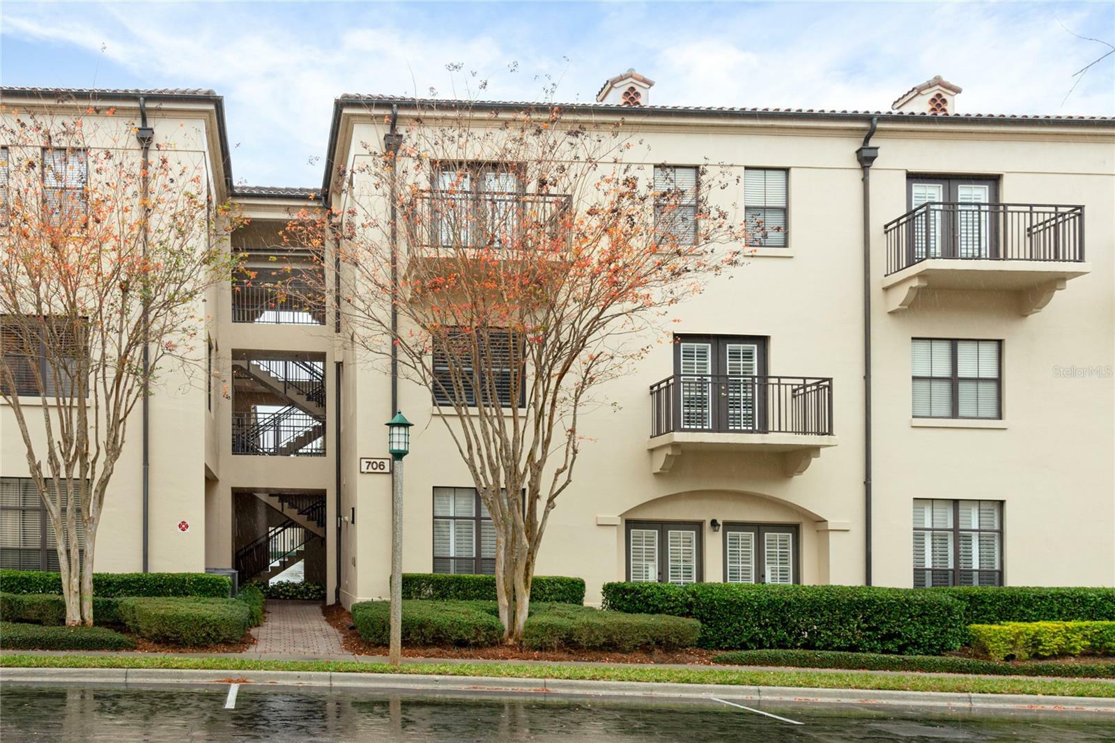 Property Photo: 706 Westpark Way 103 FL 34747