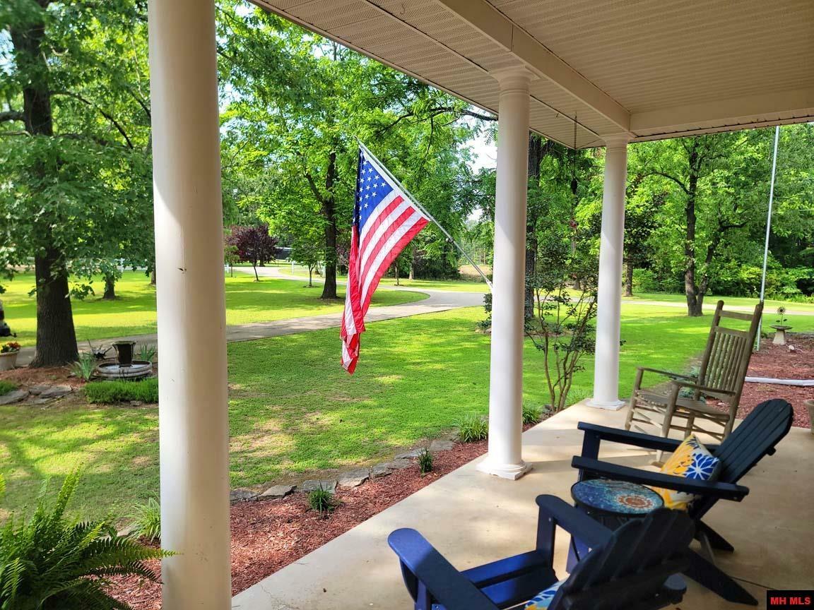 Property Photo: 180 Oak Tree Terrace AR 72653