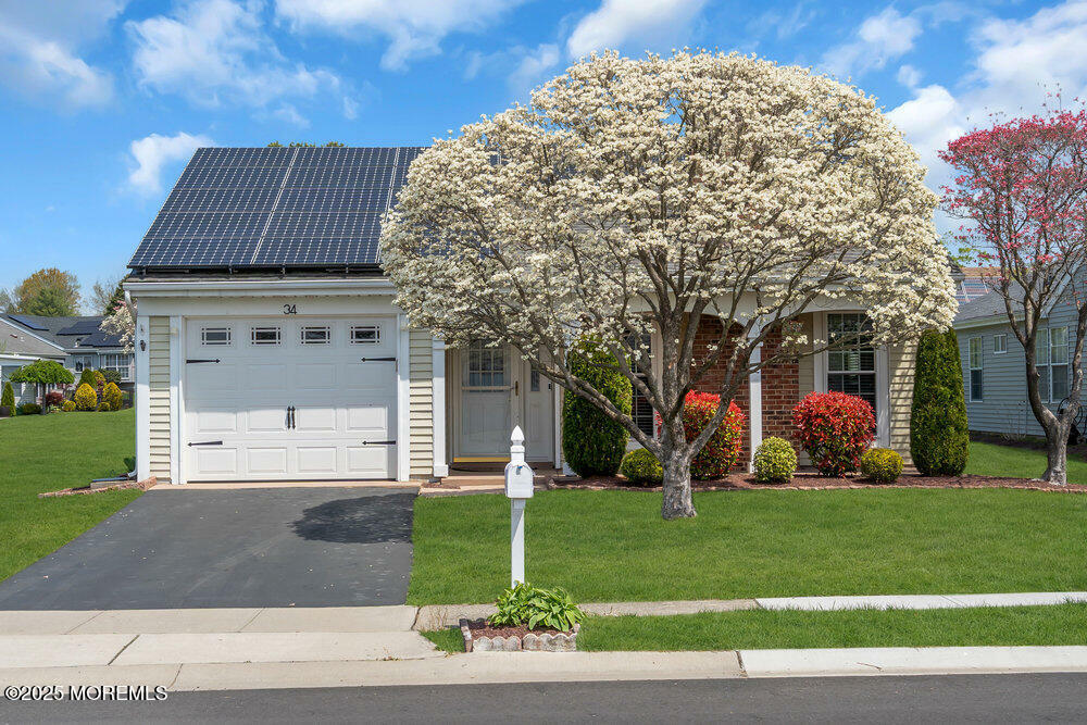 Property Photo: 34 Wycombe Way NJ 08759