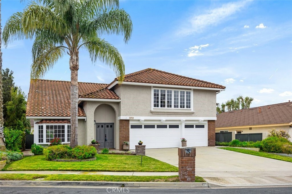 24962 Avenida Veraneo  Lake Forest CA 92630 photo