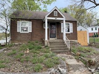 Property Photo: 601 Chanslor Avenue MO 63135