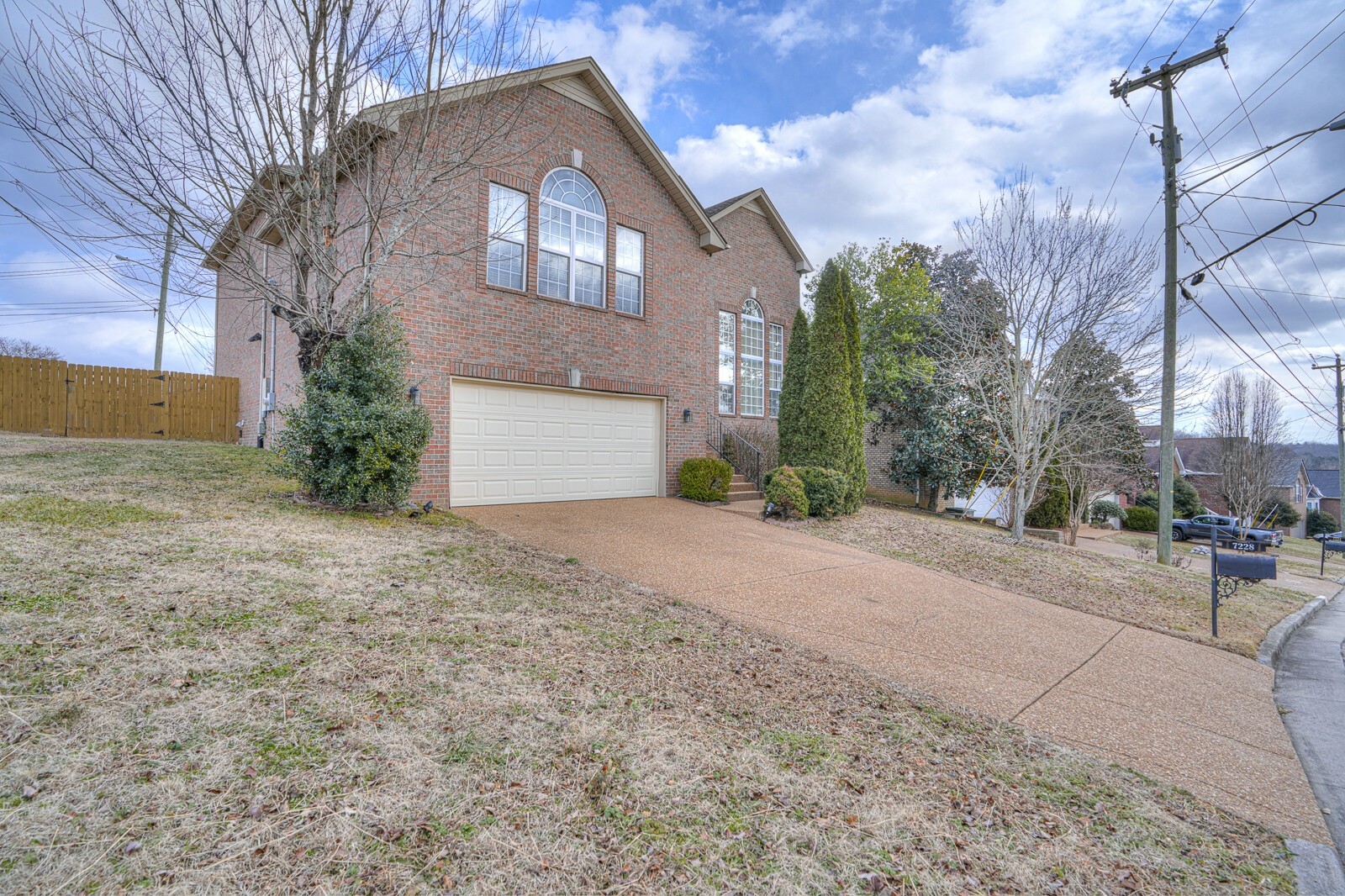 Property Photo:  7228 Sugarloaf Dr  TN 37211 