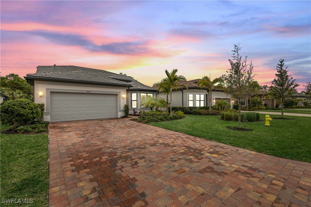 Property Photo:  6878 Winding Cypress Drive  FL 34114 