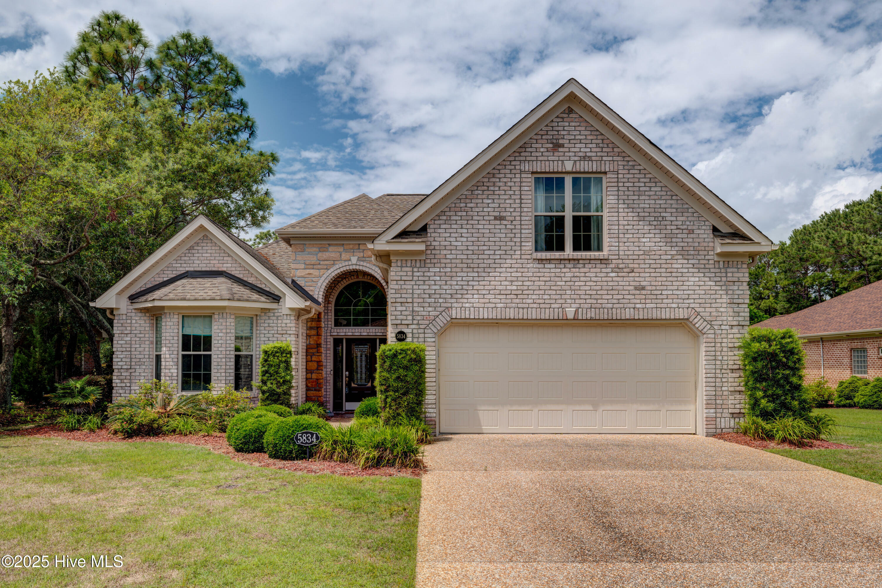 Property Photo: 5834 White Heron Road NC 28412