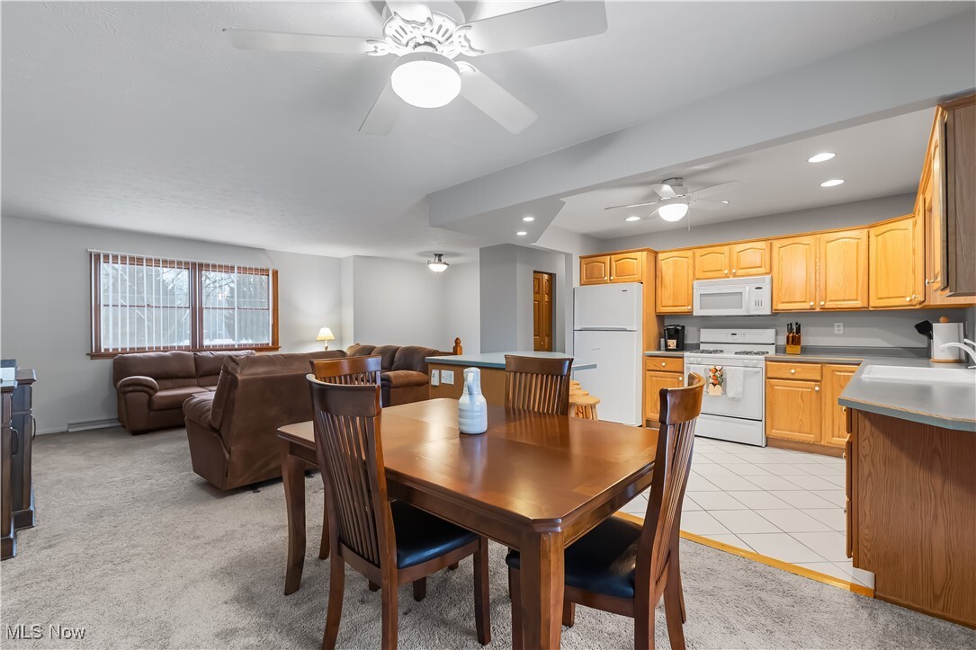 Property Photo: 3438 Warren Meadville Road OH 44410