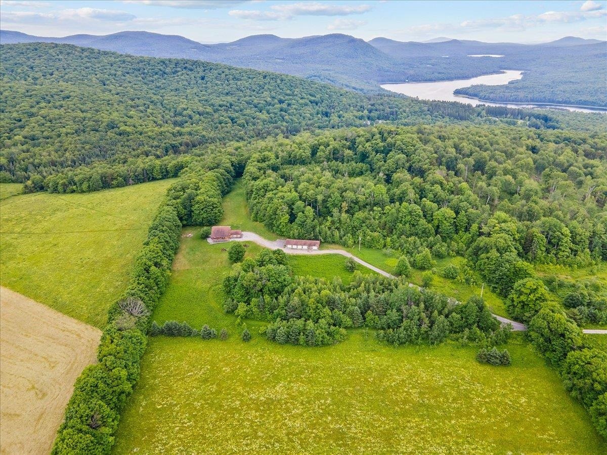 Property Photo: 267 Thistle Hill Road VT 05647