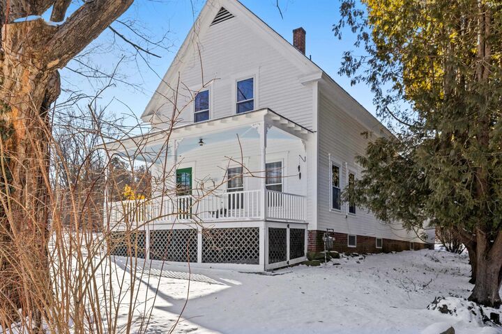 Property Photo:  205 Pleasant Street  NH 03235 