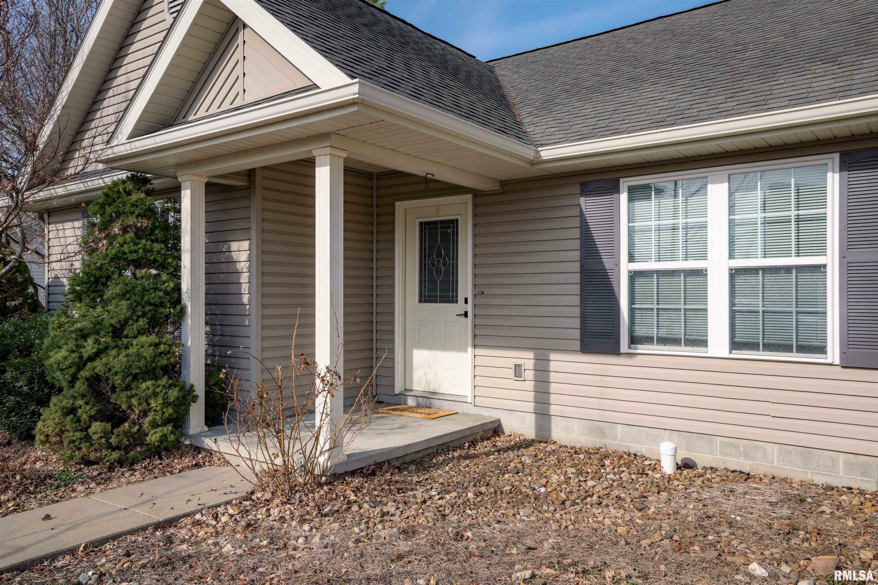 Property Photo:  1807 Crown Road  IL 62948 