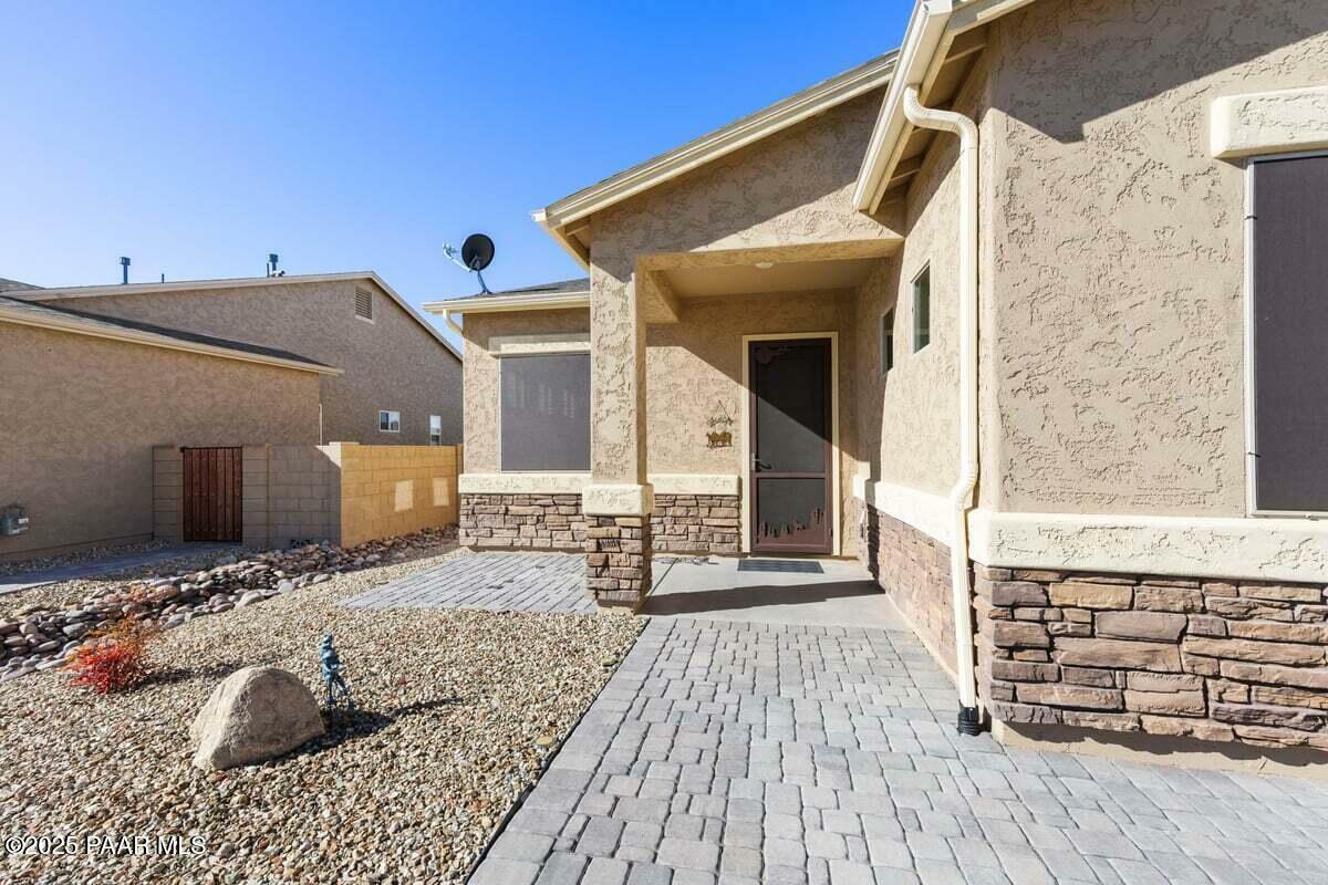 Property Photo:  6011 E Walden Way  AZ 86314 