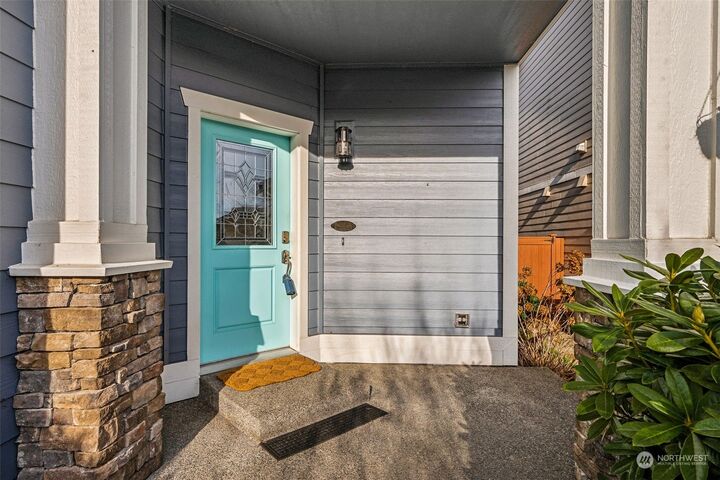 Property Photo:  7712  Bretherton Avenue NE  WA 98516 