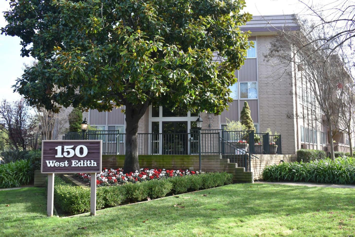 Property Photo: 150 West Edith Avenue 5 CA 94024