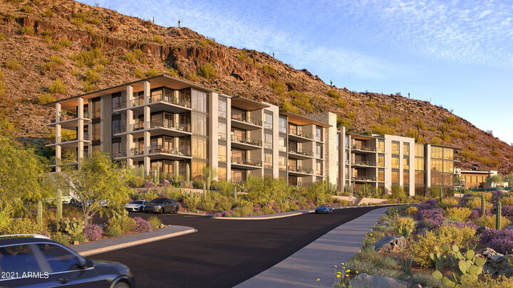 Property Photo:  5000 N Camelback Ridge Road 404  AZ 85251 