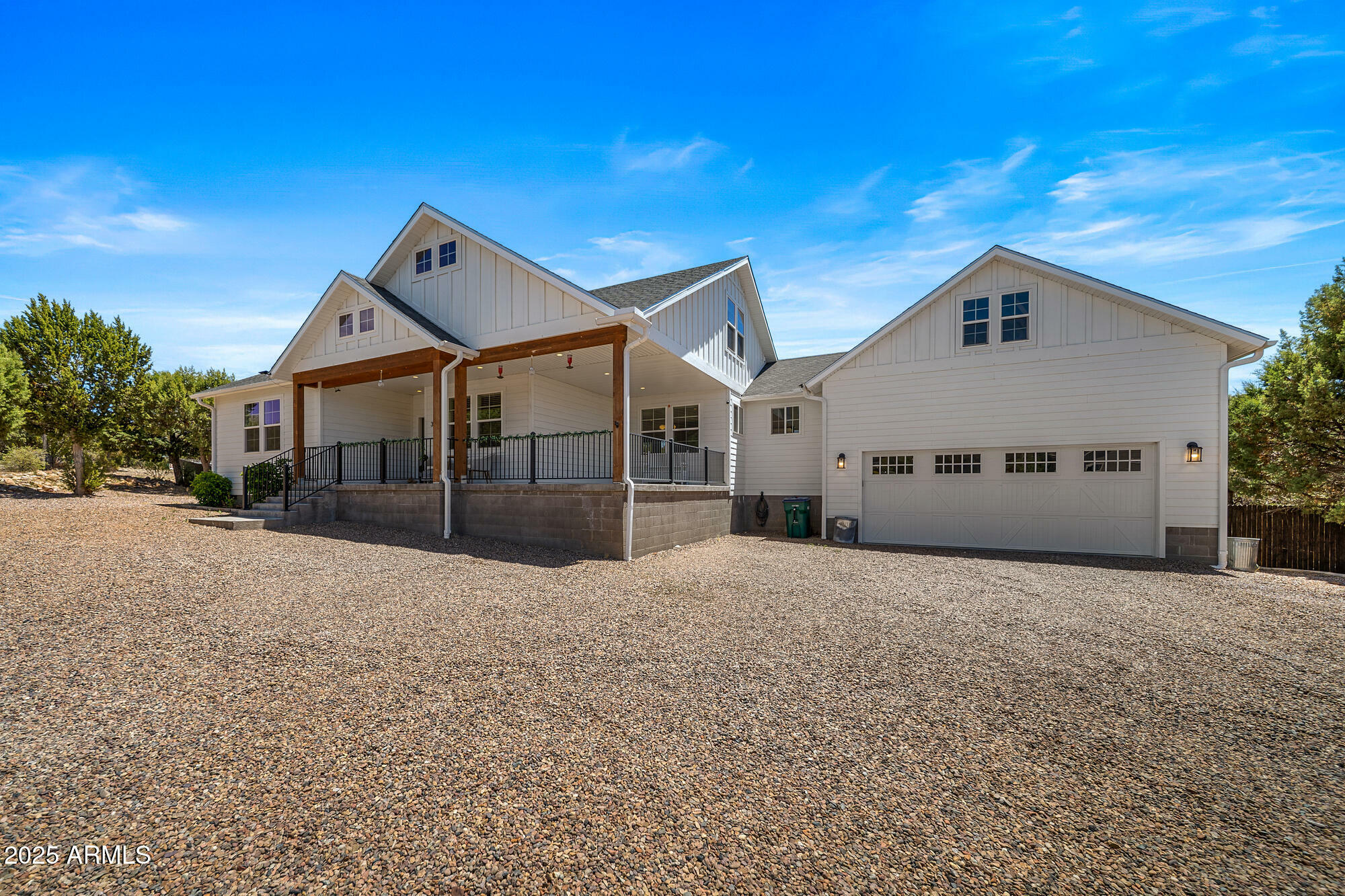 Property Photo: 3591 W Fairway Court AZ 85901