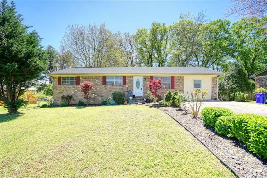 981 Meadowbrook Lane NW  Conyers GA 30012 photo