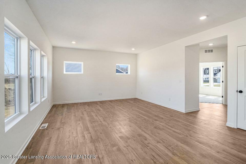 Property Photo: 3215 E Crandell Drive MI 48813