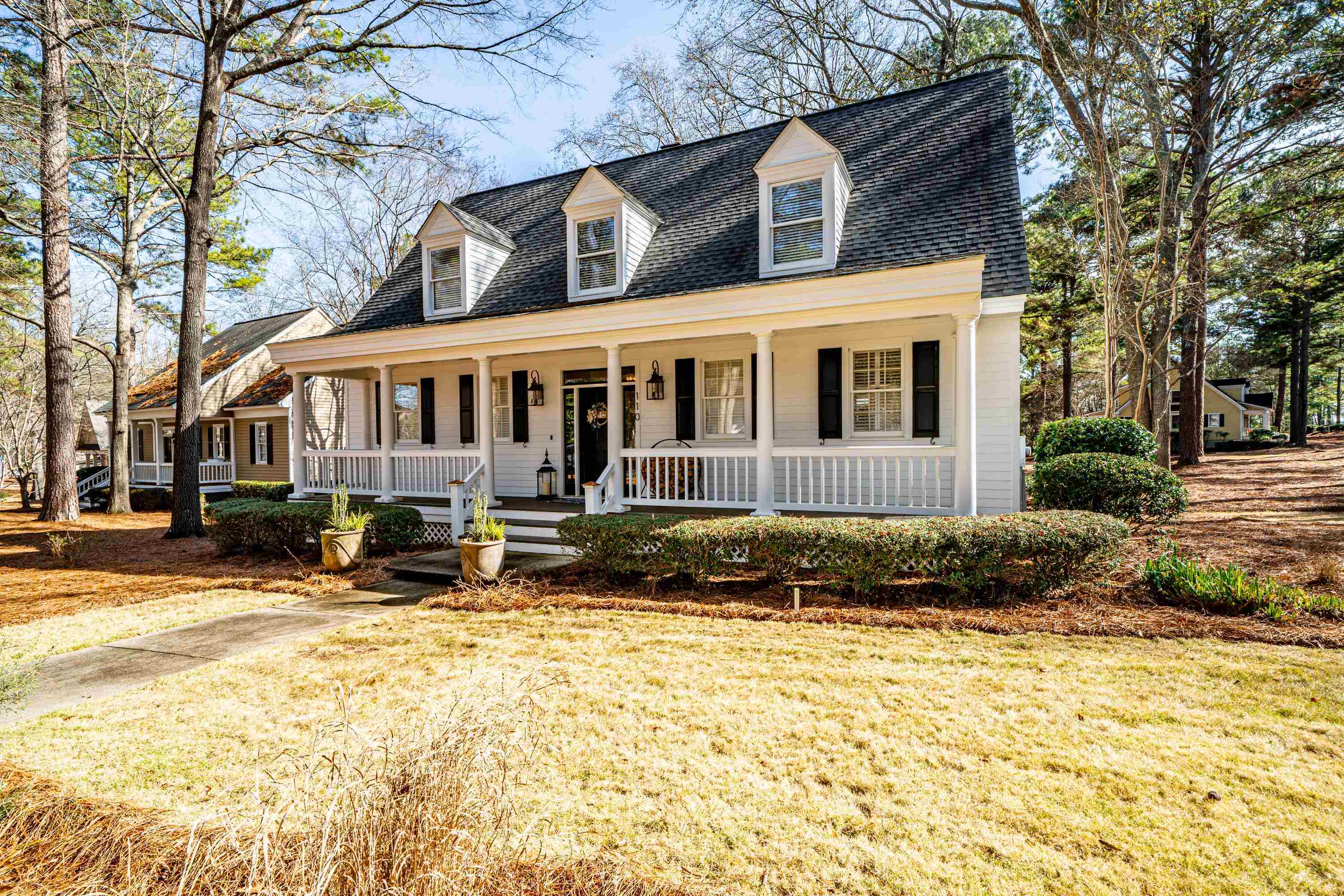 Property Photo:  110 Seven Oaks Way  GA 31024 