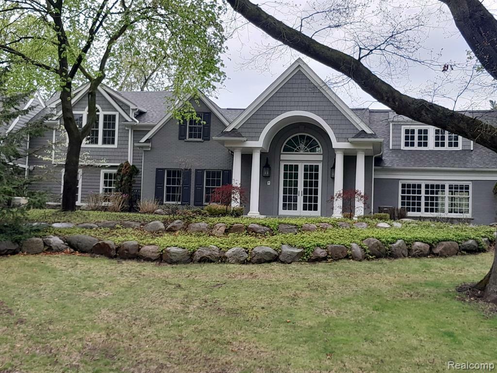Property Photo: 31265 Woodside Drive MI 48025 1374