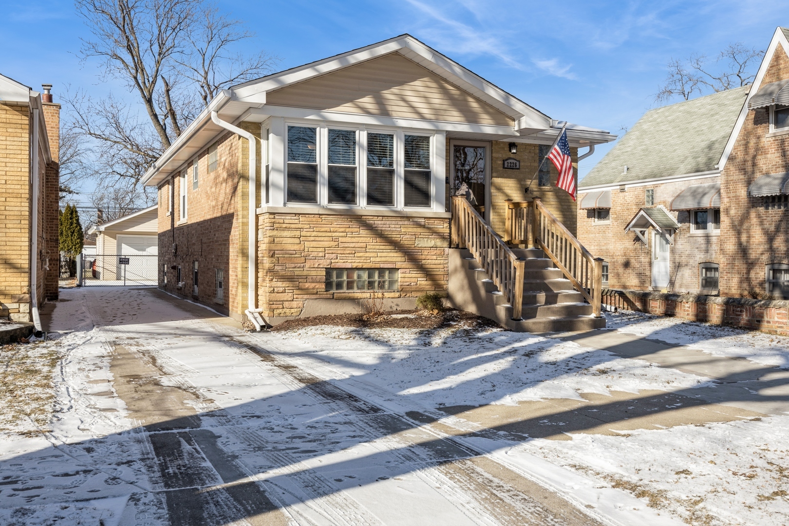 Property Photo:  2226 S 14th Avenue  IL 60546 