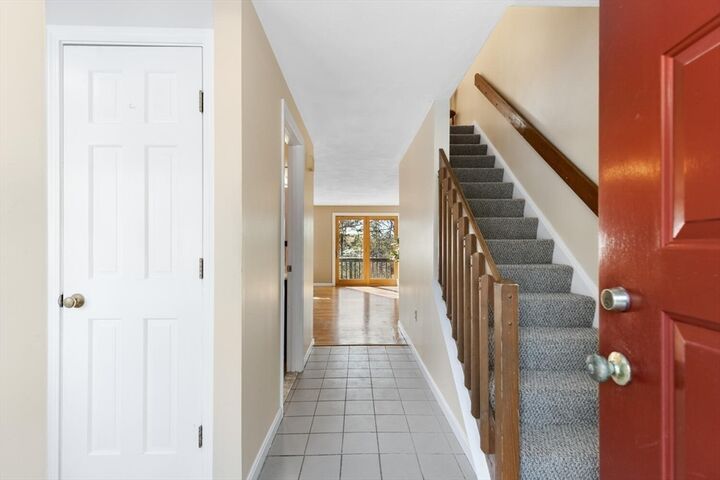 Property Photo:  15 Deer Path 5  MA 01754 
