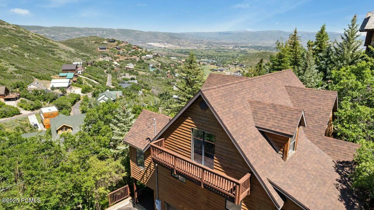 Property Photo:  335 Jungfrau Hill Road  UT 84049 