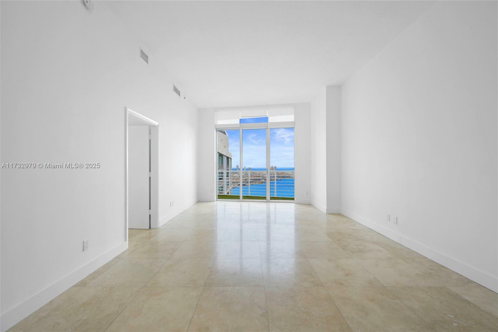 Property Photo:  325 S Biscayne Blvd Lph26  FL 33131 